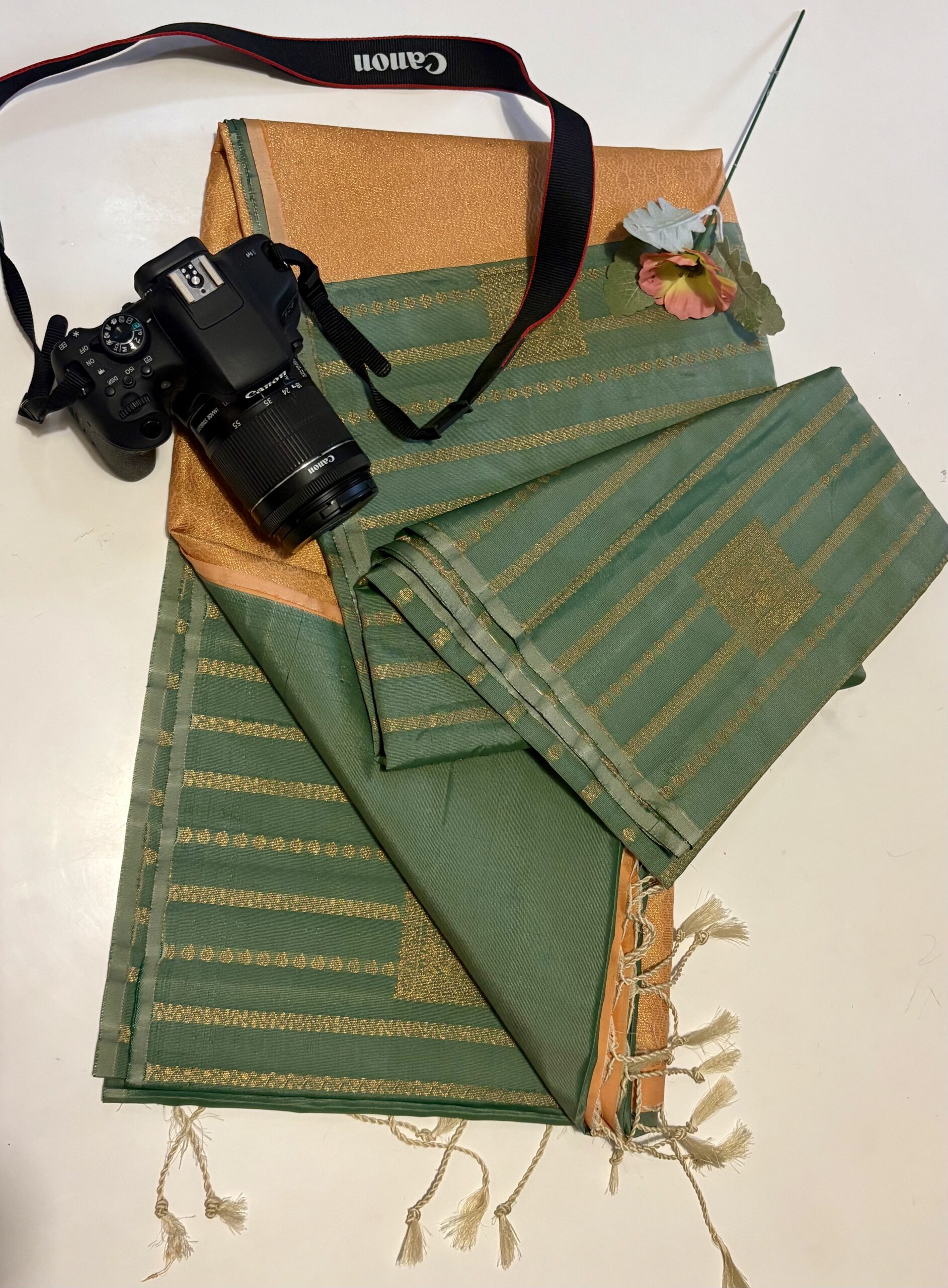 Borderless Soft Silk