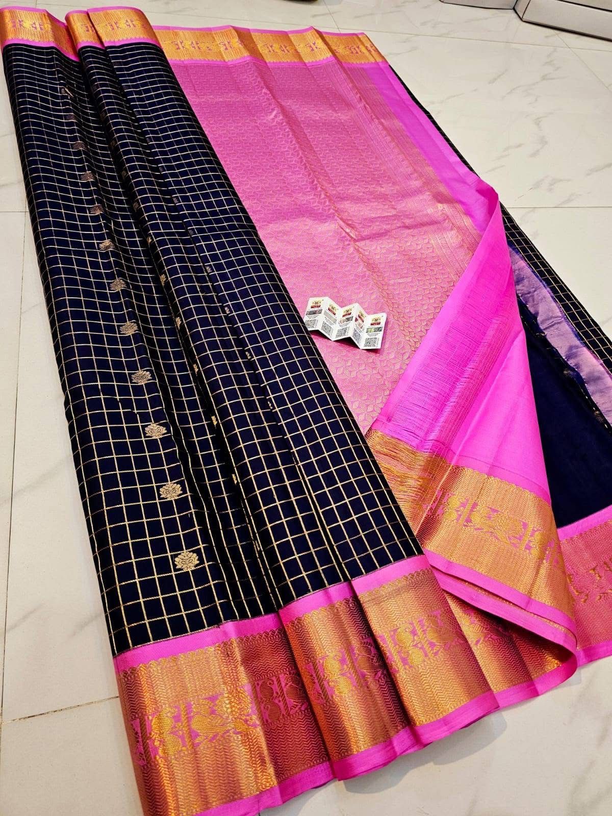 Kanchipuram silk Black checked