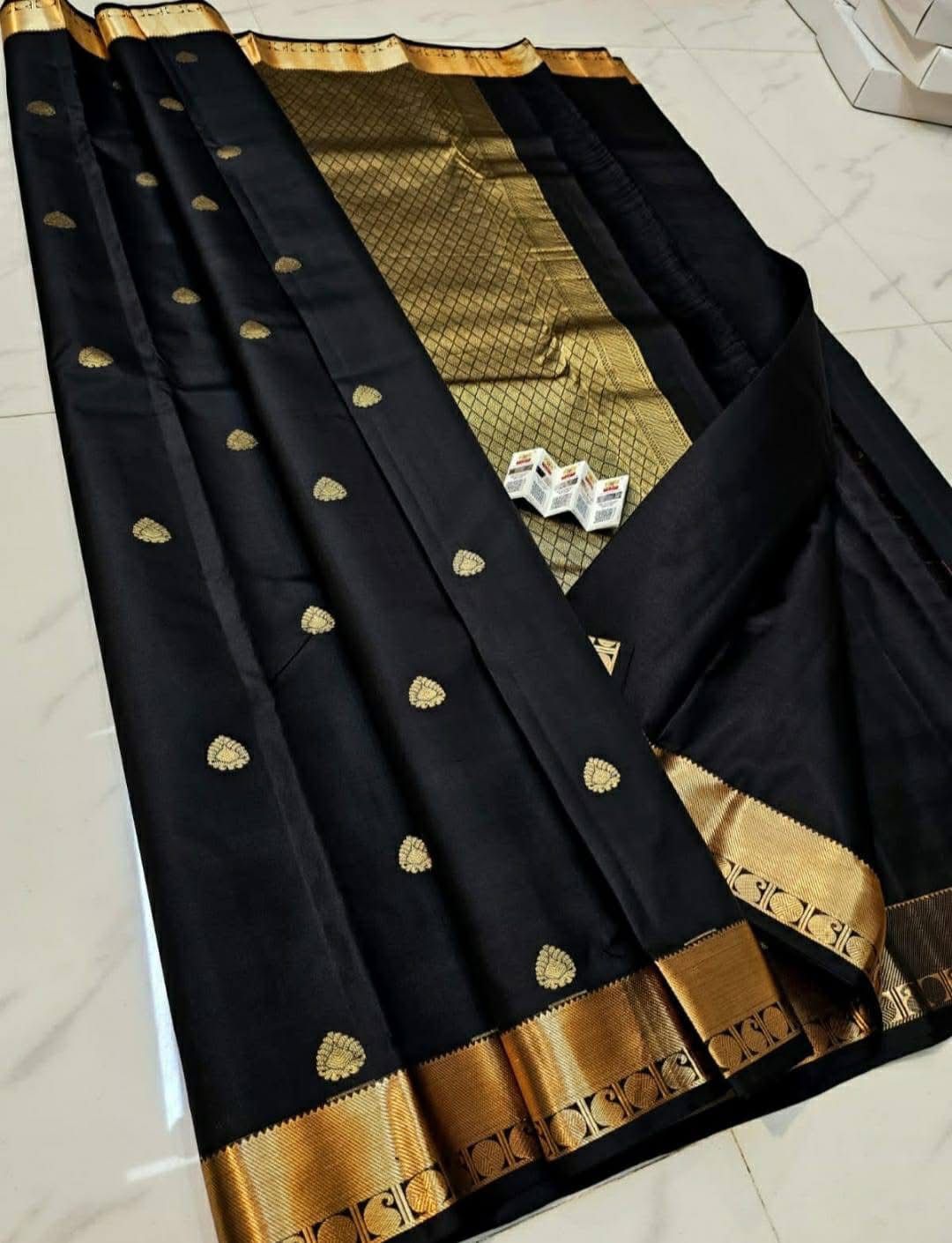 Kacipuram-silk-Pure-Black