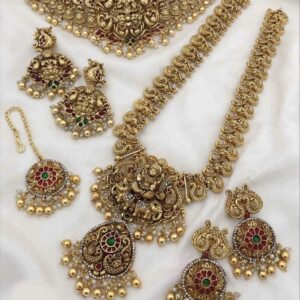 Trending Semi Set