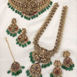 Trending Semi Set