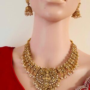 Guttapusalu Style Temple Necklace Set
